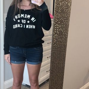 Sweatshirt